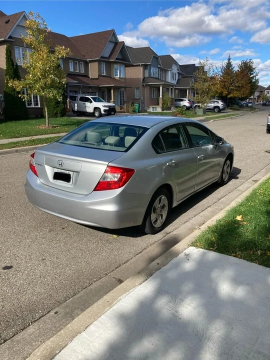 2012 Honda Civic 9th Gen - Image 3 of 5