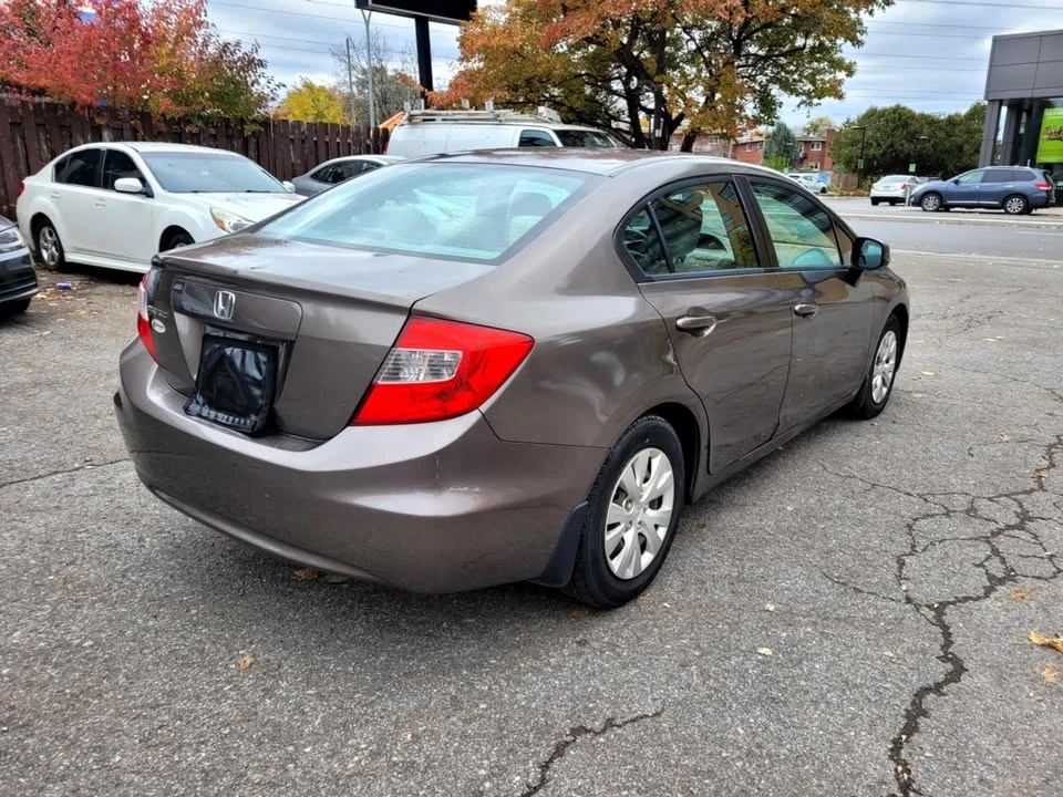 2012 Honda Civic 9th Gen - Image 4 of 19