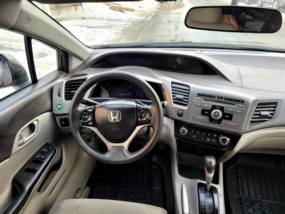 2012 Honda Civic 9th Gen - Image 11 of 19