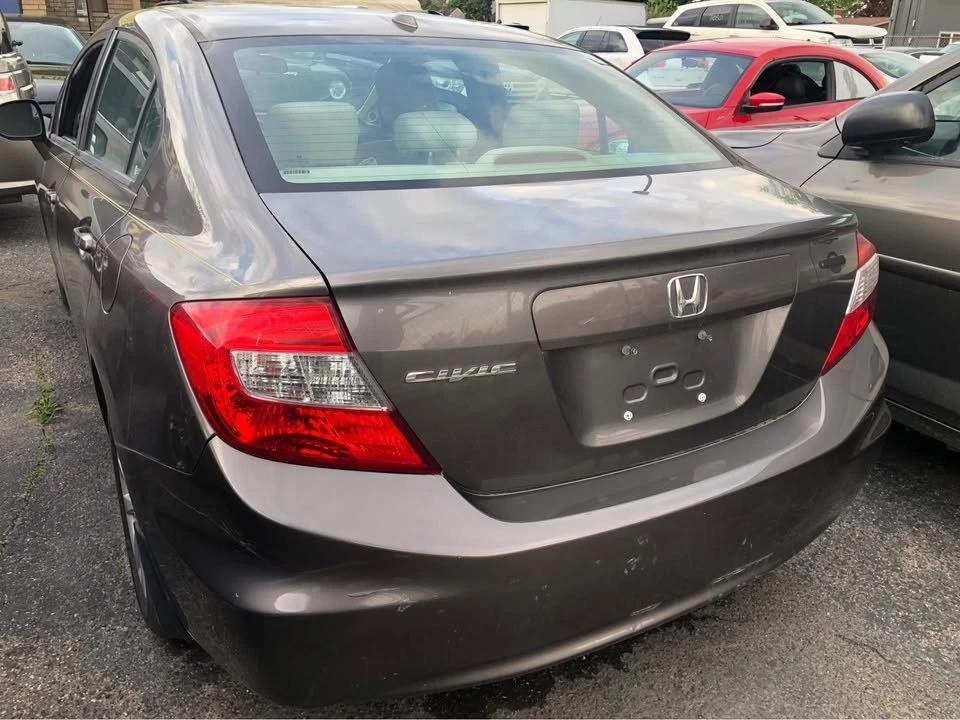 2012 Honda Civic 9th Gen - Image 3 of 7
