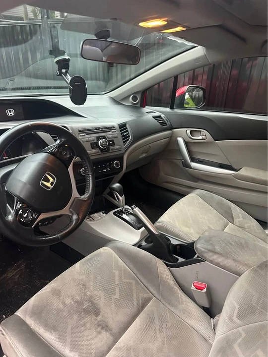 2012 Honda Civic 9th Gen - Image 9 of 10