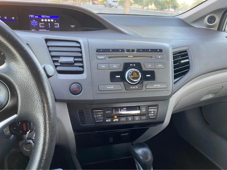 2012 Honda Civic 9th Gen - Image 16 of 20