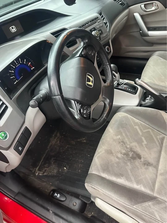 2012 Honda Civic 9th Gen - Image 2 of 10