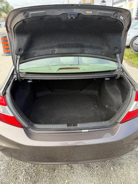 2012 Honda Civic 8th Gen - Image 10 of 15