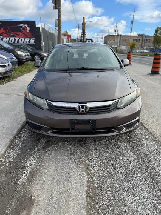 2012 Honda Civic 8th Gen - Image 8 of 15