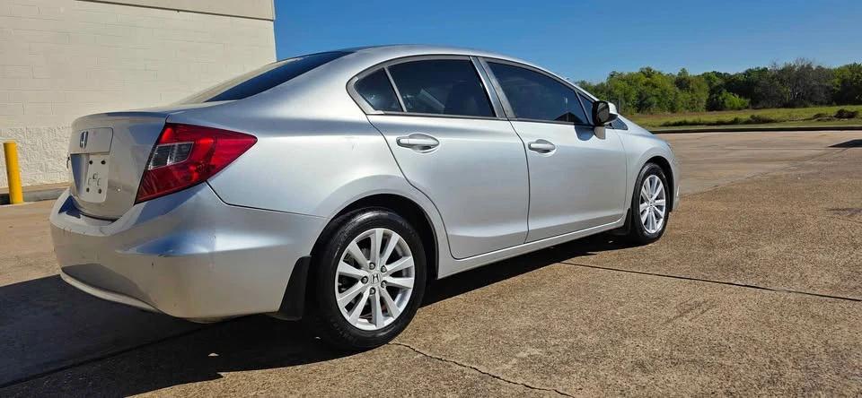 2012 Honda Civic 9th Gen - Image 7 of 20