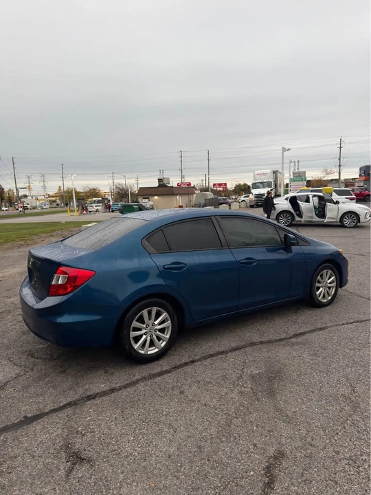 2012 Honda Civic 9th Gen - Image 5 of 11