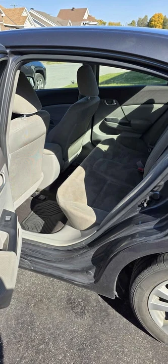 2012 Honda Civic 9th Gen - Image 6 of 11