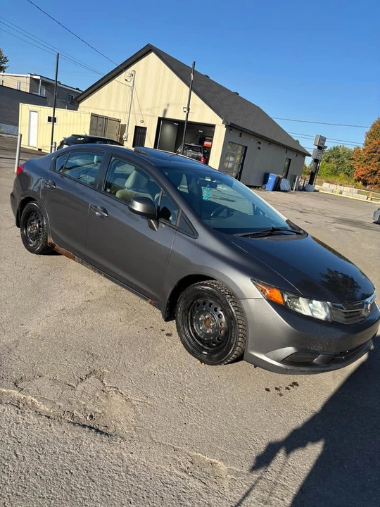 2012 Honda Civic 9th Gen - Image 4 of 9