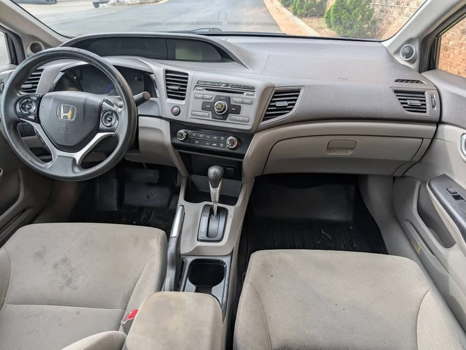 2012 Honda Civic 9th Gen - Image 7 of 13