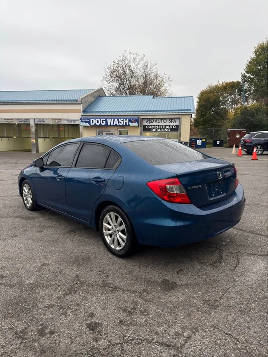 2012 Honda Civic 9th Gen - Image 3 of 11