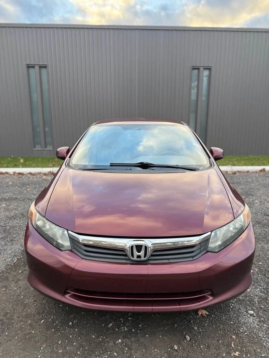 2012 Honda Civic 9th Gen - Image 3 of 17