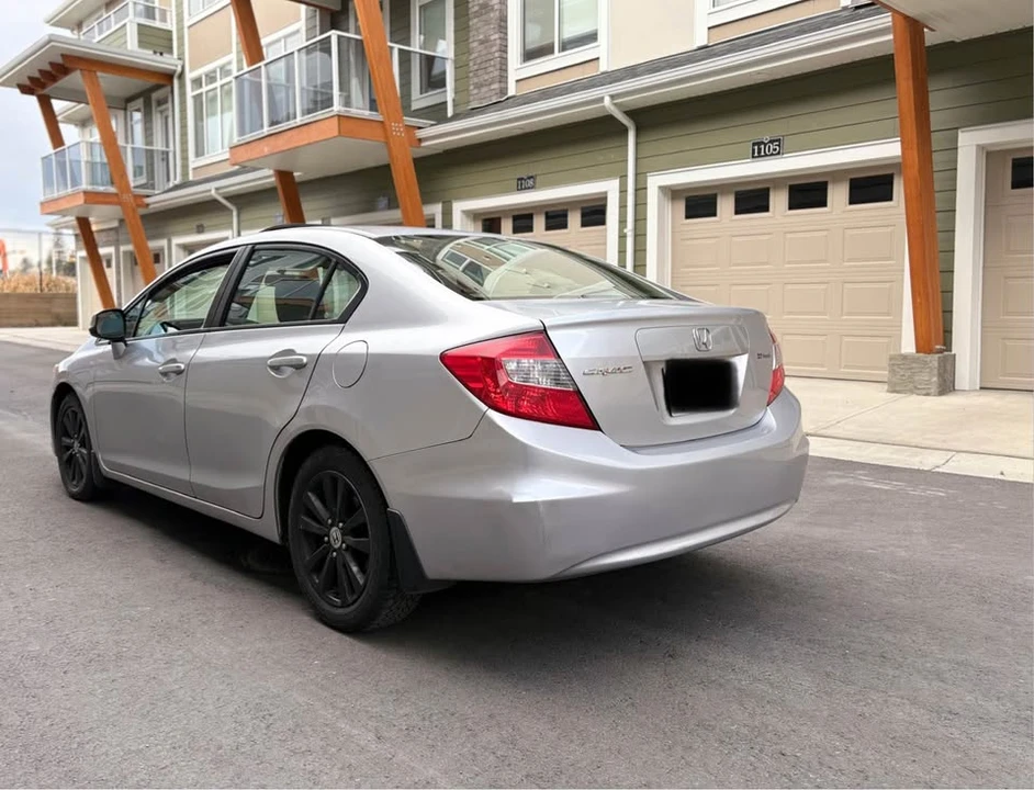 2012 Honda Civic 9th Gen - Image 4 of 9