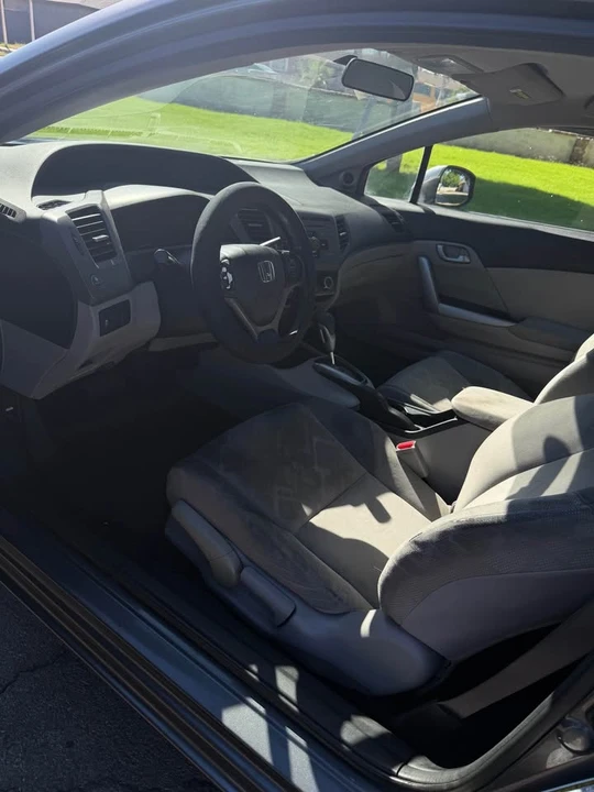 2012 Honda Civic 9th Gen - Image 5 of 8