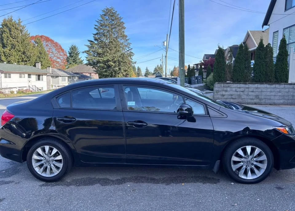 2012 Honda Civic 9th Gen - Image 5 of 7