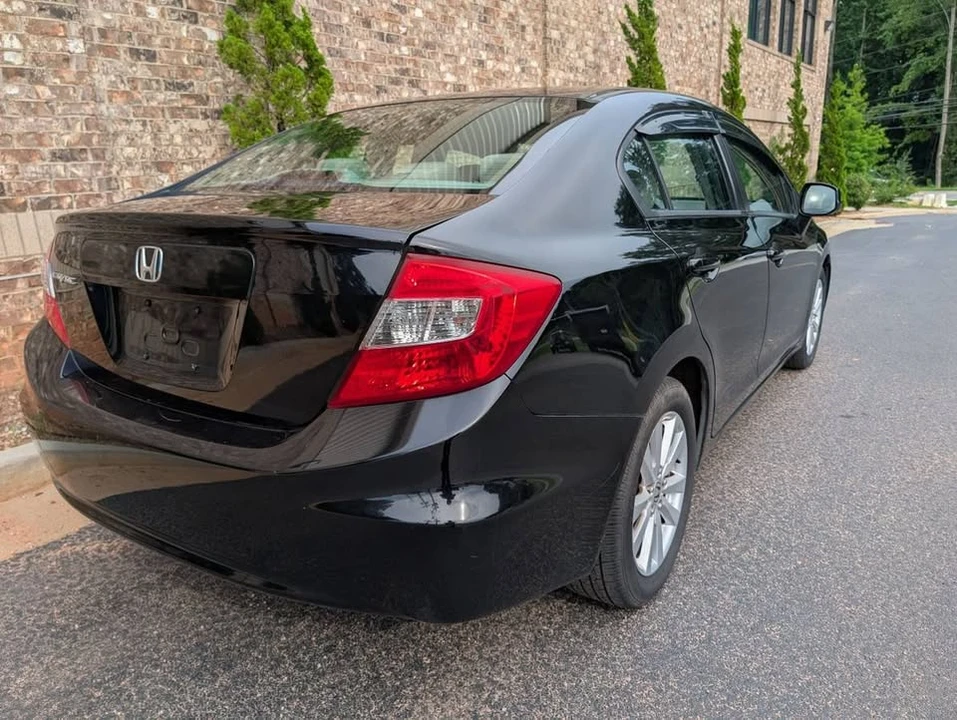 2012 Honda Civic 9th Gen - Image 5 of 13