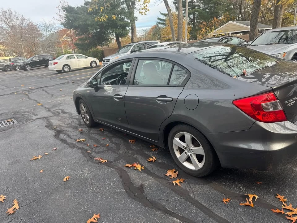2012 Honda Civic 9th Gen - Image 4 of 10