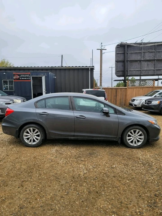2012 Honda Civic 9th Gen - Image 9 of 10