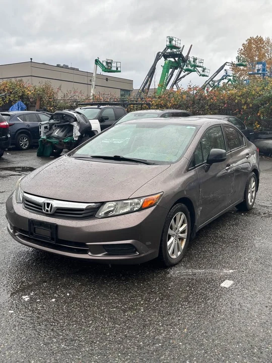 2012 Honda Civic 9th Gen - Image 2 of 12