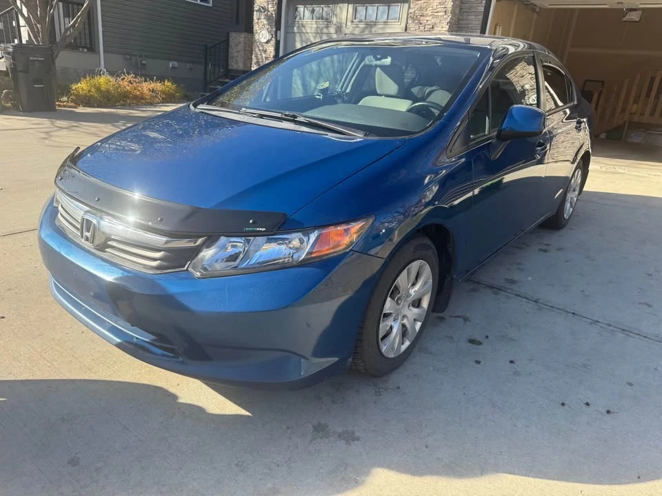 2012 Honda Civic 9th Gen - Image 2 of 8