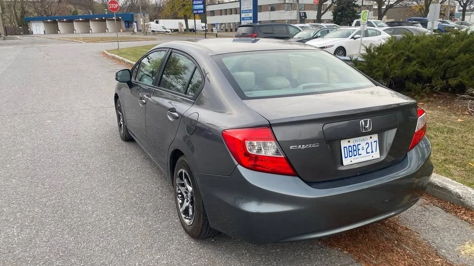 2012 Honda Civic 9th Gen - Image 4 of 10