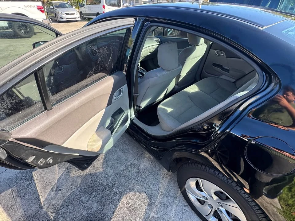 2012 Honda Civic 9th Gen - Image 7 of 11
