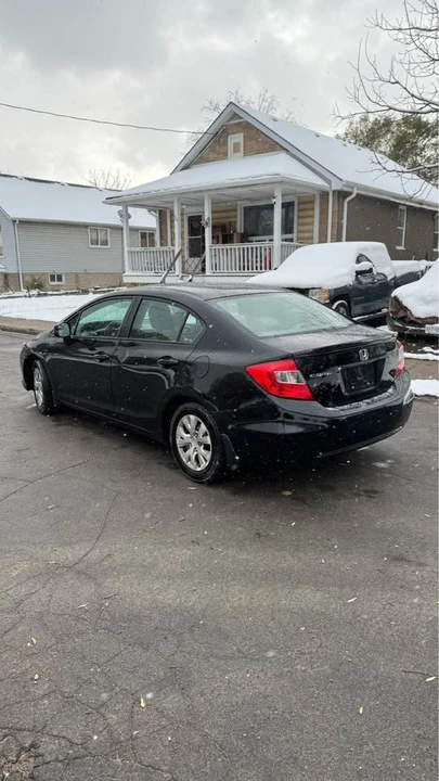 2012 Honda Civic 9th Gen - Image 10 of 15