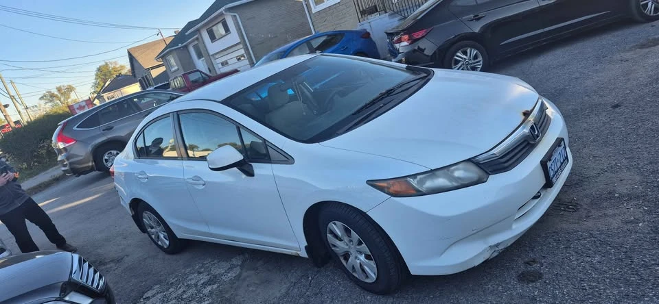 2012 Honda Civic 9th Gen - Image 4 of 6
