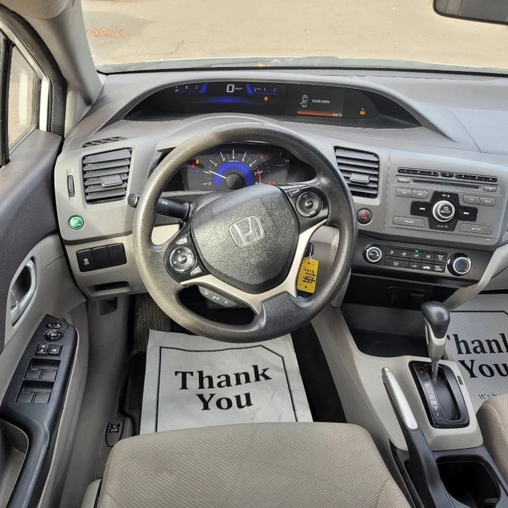 2012 Honda Civic 9th Gen - Image 4 of 12