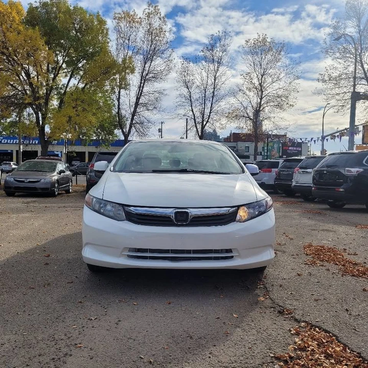 2012 Honda Civic 9th Gen - Image 5 of 12