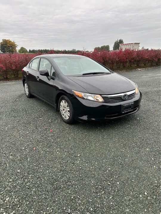 2012 Honda Civic 9th Gen - Image 2 of 9