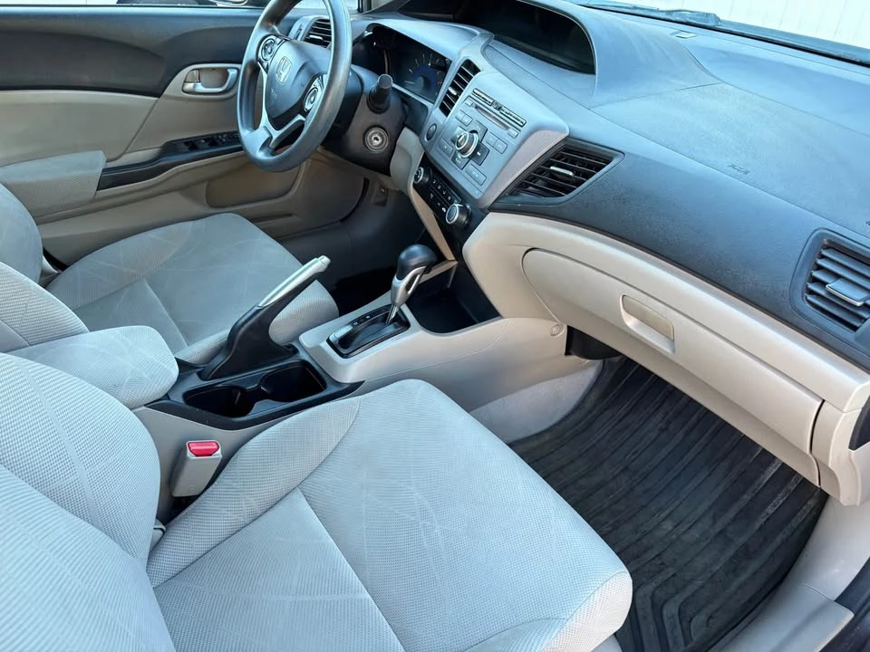 2012 Honda Civic 9th Gen - Image 9 of 10