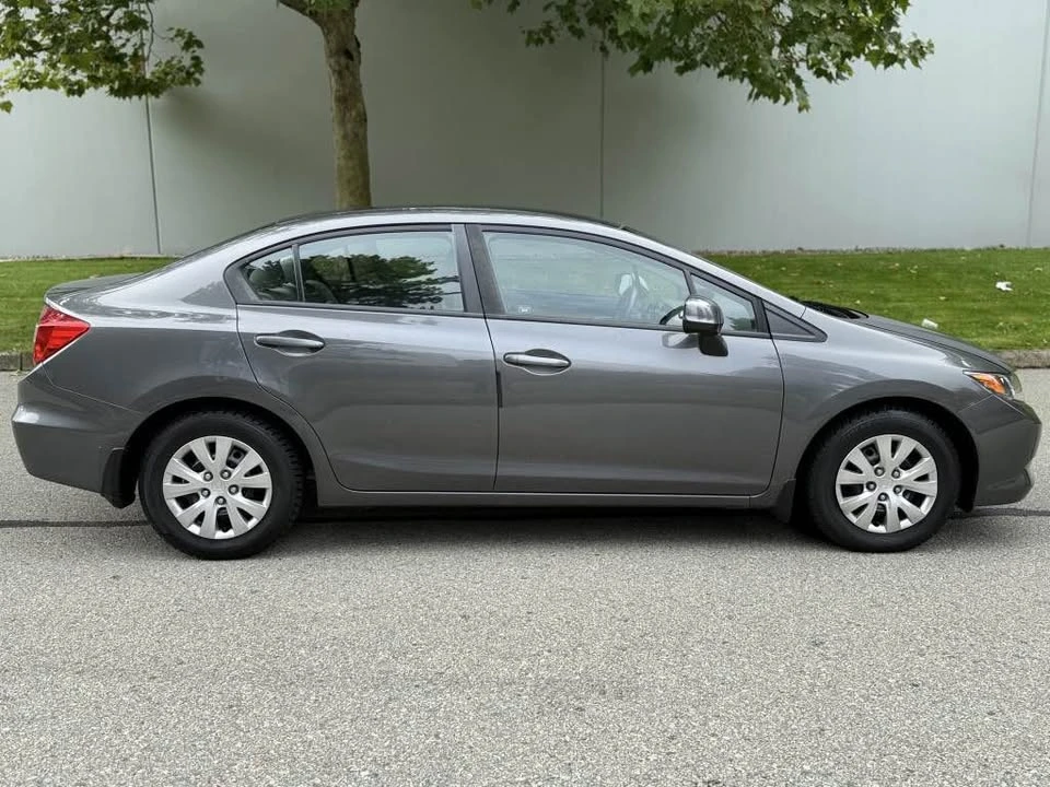 2012 Honda Civic 9th Gen - Image 3 of 15