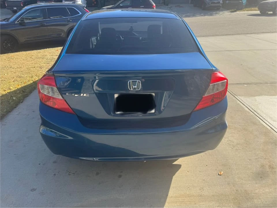 2012 Honda Civic 9th Gen - Image 3 of 8