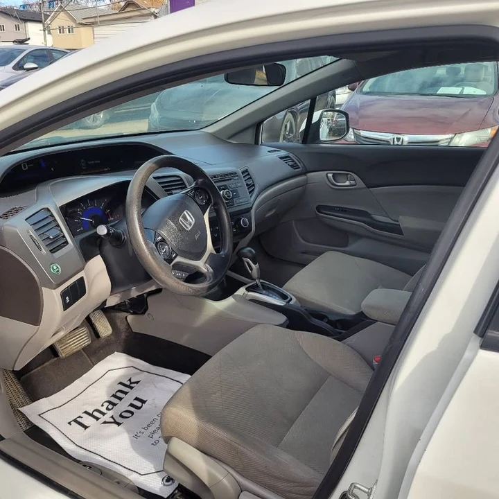 2012 Honda Civic 9th Gen - Image 6 of 12