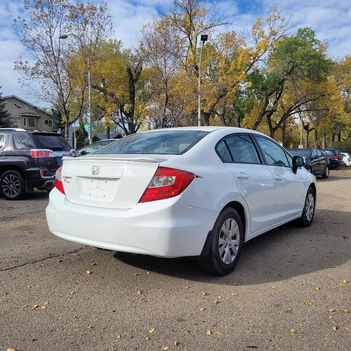 2012 Honda Civic 9th Gen - Image 11 of 12