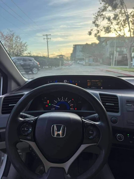 2012 Honda Civic 9th Gen - Image 10 of 13