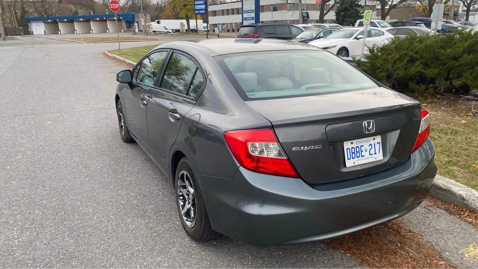 2012 Honda Civic 9th Gen - Image 3 of 11