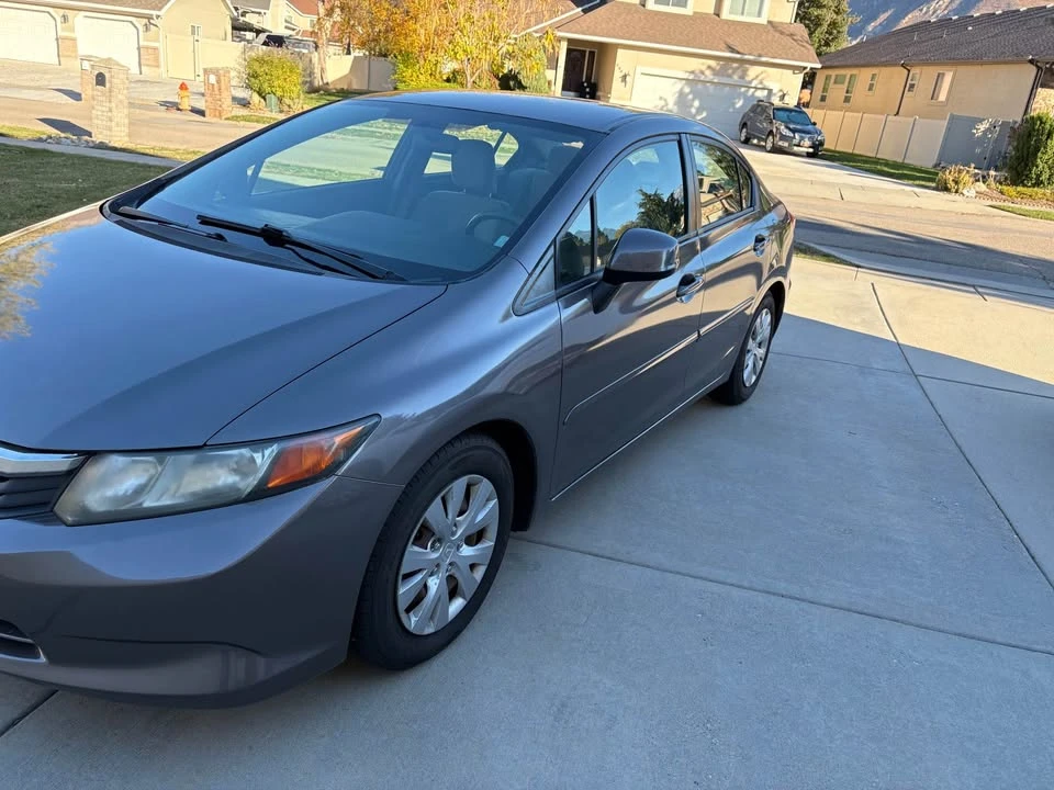 2012 Honda Civic 9th Gen - Image 4 of 10