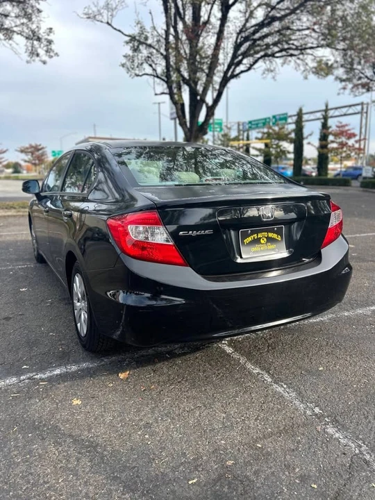 2012 Honda Civic 9th Gen - Image 5 of 10