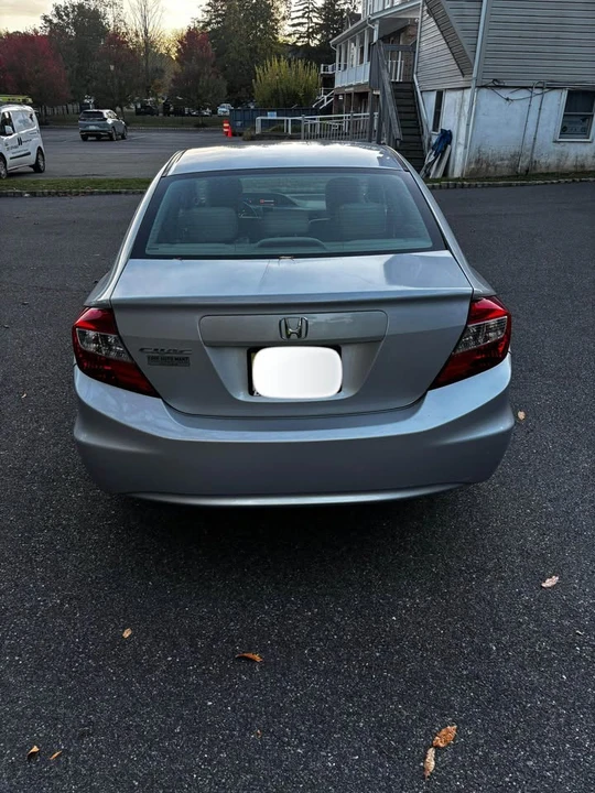2012 Honda Civic 9th Gen - Image 2 of 12