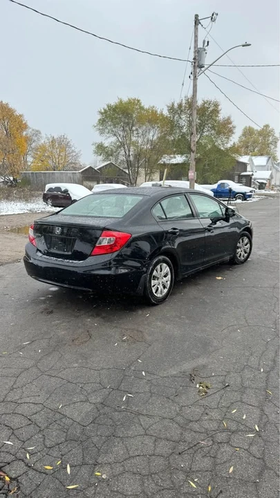 2012 Honda Civic 9th Gen - Image 9 of 15