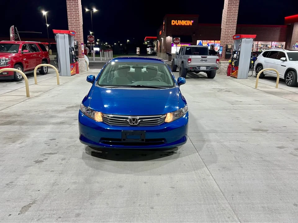 2012 Honda Civic 9th Gen - Image 2 of 6