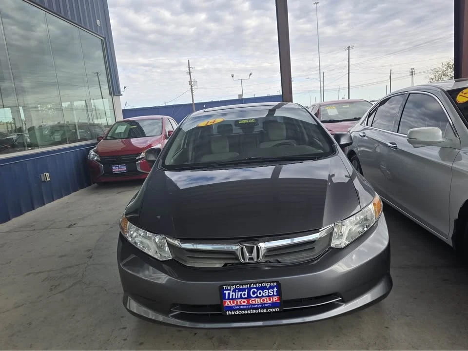 2012 Honda Civic 9th Gen - Image 2 of 8