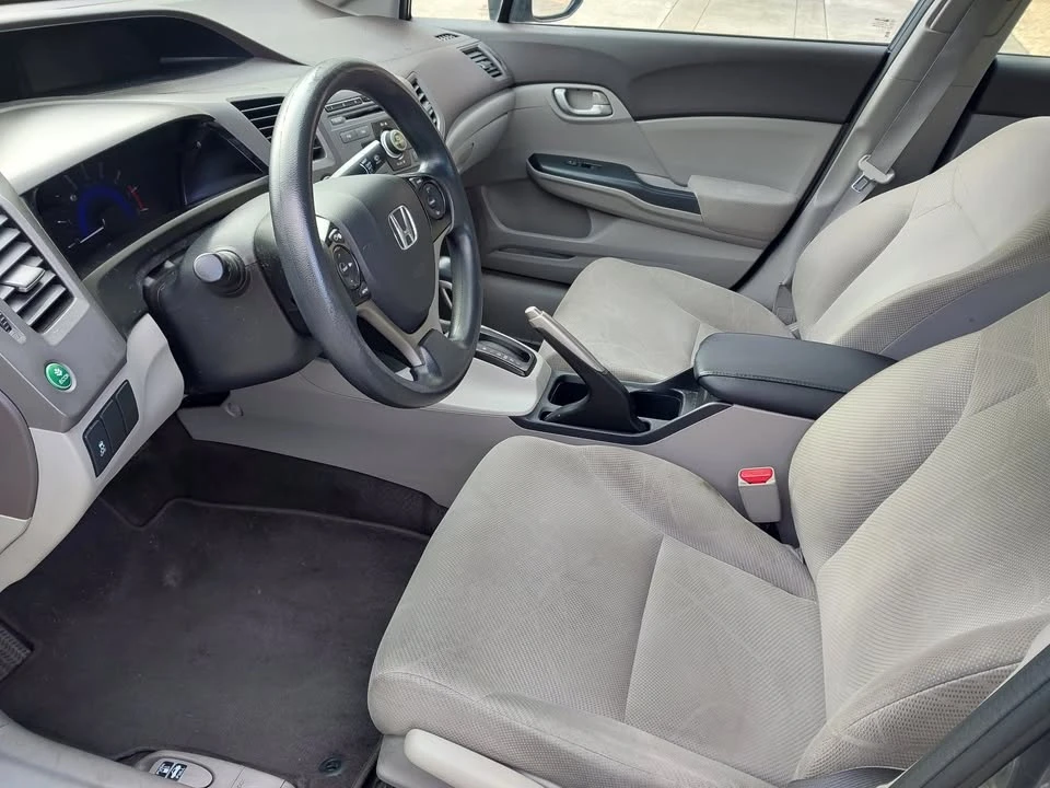 2012 Honda Civic 9th Gen - Image 4 of 6