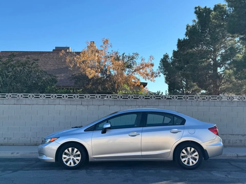 2012 Honda Civic 9th Gen - Image 12 of 13