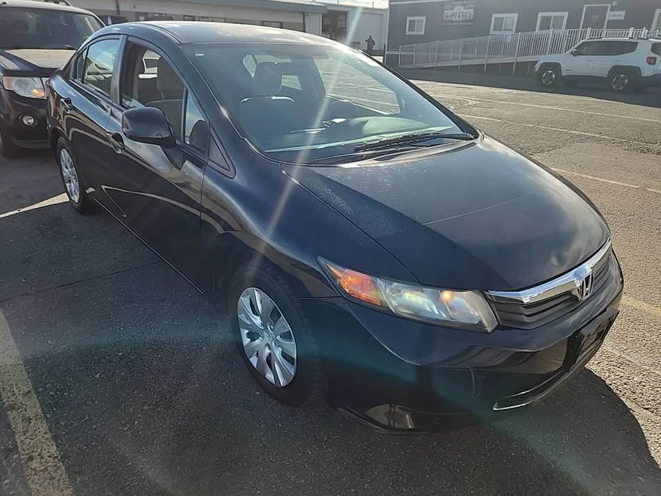 2012 Honda Civic 9th Gen - Image 3 of 8