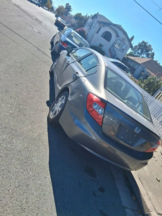 2012 Honda Civic 9th Gen - Image 4 of 19