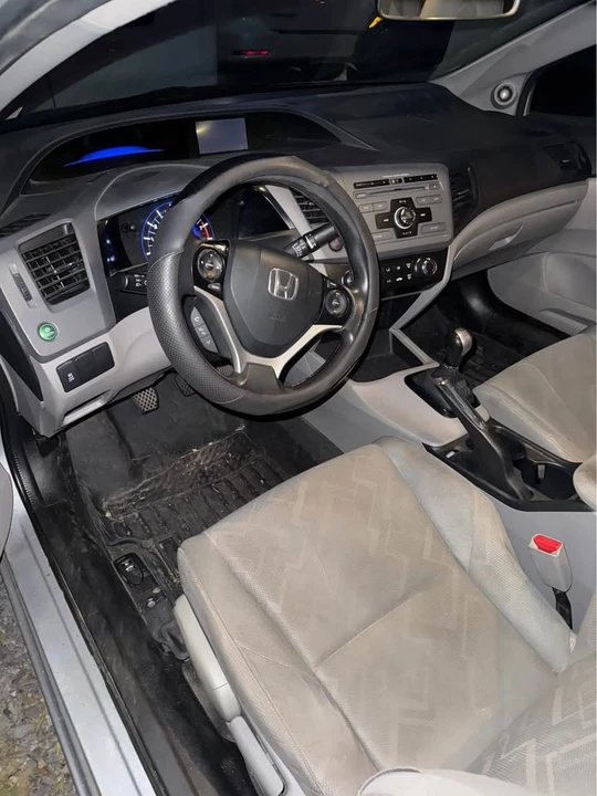 2012 Honda Civic 9th Gen - Image 5 of 8