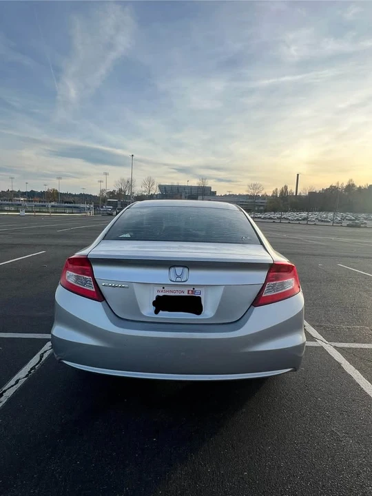 2012 Honda Civic 9th Gen - Image 5 of 13